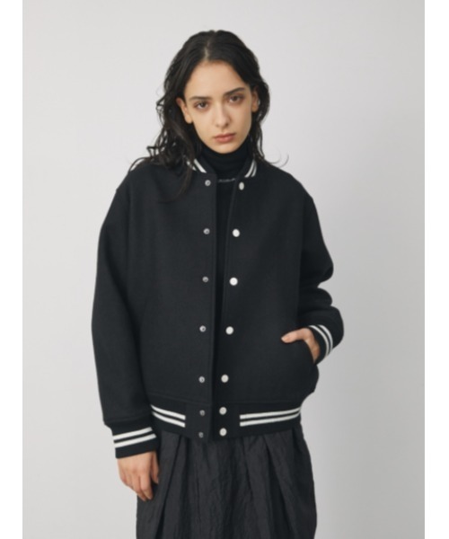 Mila Owen（ミラオーウェン）の「メルトンスタジャン（スタジャン