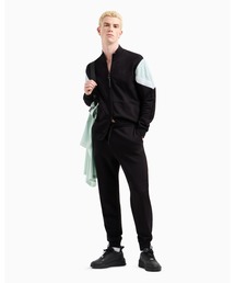 EMPORIO ARMANI EA7（エンポリオアルマーニイーエーセブン）の