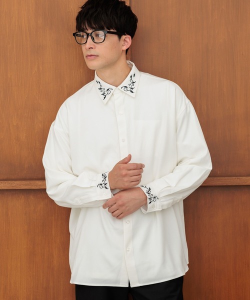 LAKOLE（ラコレ）の「襟カフス刺繍長袖シャツ / 139954（シャツ