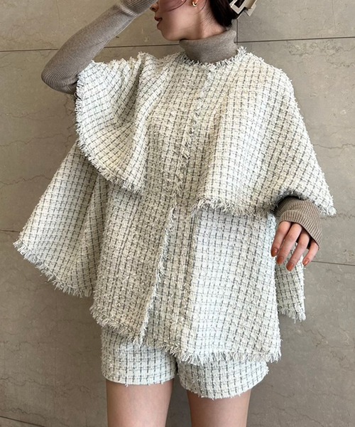 anuans（アニュアンス）の「ツイードケープジャケット（その他アウター