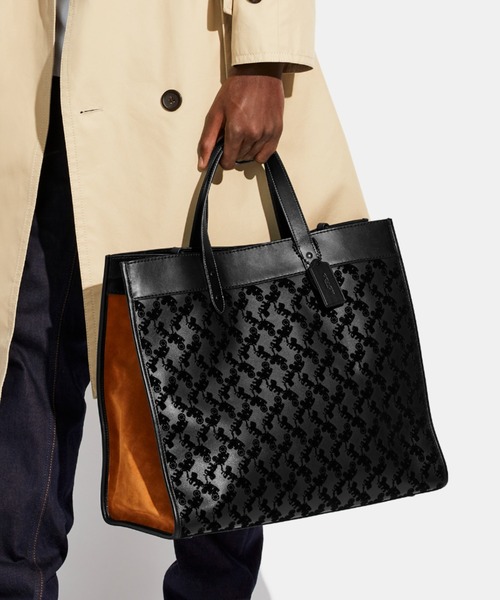 COACH（コーチ）の「フィールド トート 40 ウィズ ホース アンド