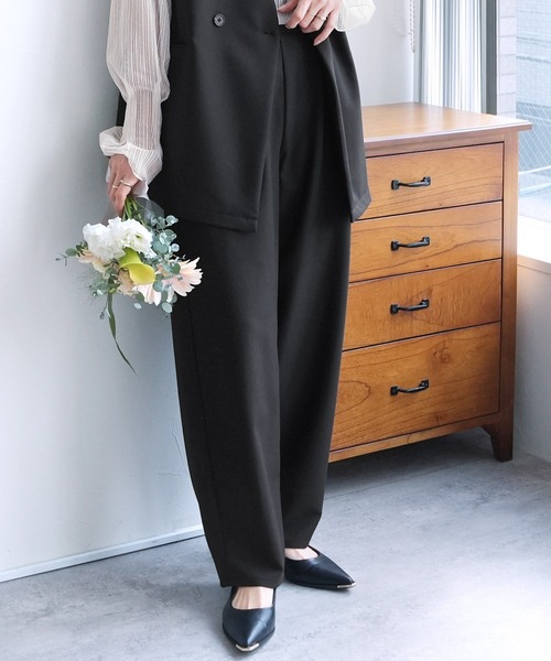 セール】【オン・オフ問わず着れる！】カーブタックパンツ（スラックス