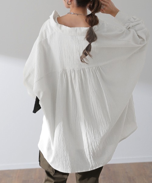 抜き襟オーバーサイズシャツ（シャツ/ブラウス）｜HUG.U（ハグユー）の