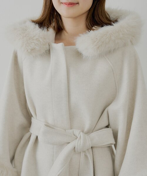 セール】【4色展開】ファー襟ケープコート（ポンチョ）｜Chico（チコ