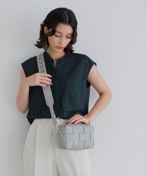 IACUCCI（イアクッチ）の「ベルタ XS CERVO（ショルダーバッグ）」 - WEAR