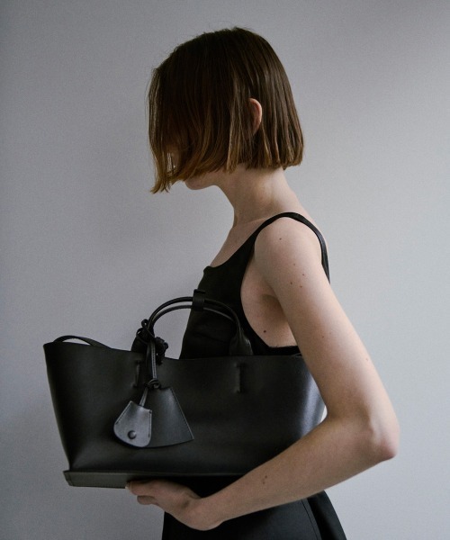 Useful Leather Bag(M)（トートバッグ）｜TODAYFUL（トゥデイフル）の