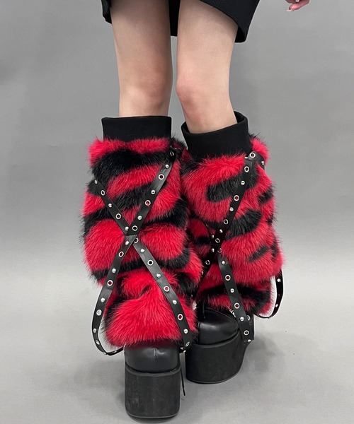 スタッズクロスブレードファーレッグウォーマー（レッグウォーマー