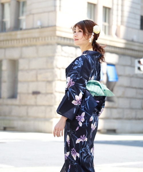 変わり織り綿浴衣3点セット「紺地に紫・紺の菖蒲」（浴衣）｜和