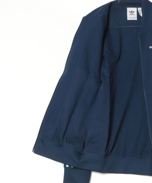 adidas（アディダス）の「SST トラックトップ（ジャージ