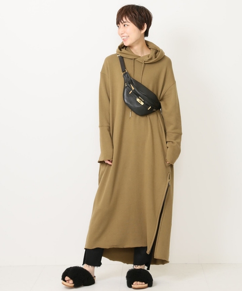 Deuxieme Classe（ドゥーズィエムクラス）の「SITA PARANTICA シボカワ