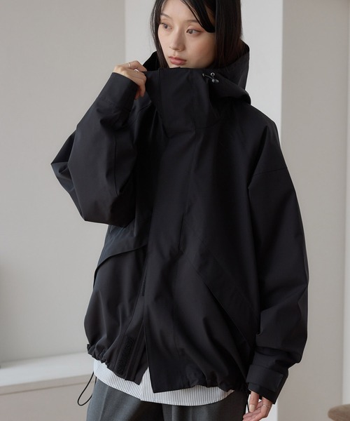ファンクショナルファブリック ビッグシルエットマウンテンパーカー/撥
