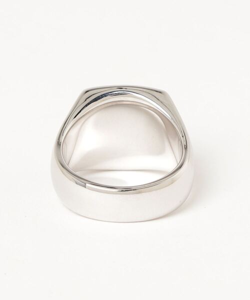 TOM WOOD（トムウッド）の「TOM WOOD cushion polished ring