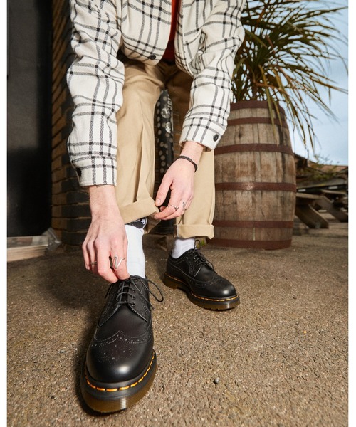 Dr. Martens/ドクターマーチン 3989 イエローステッチ ブローグ