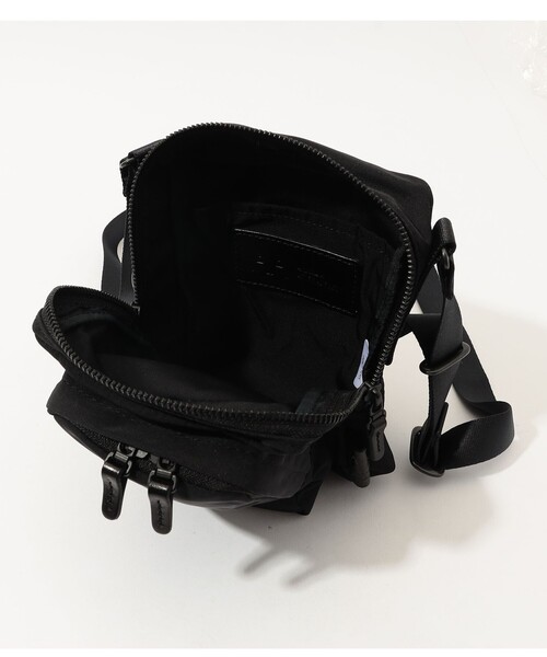 amiacalva（アミアカルヴァ）の「AMIACALVA Gabardine WP POCHETTE