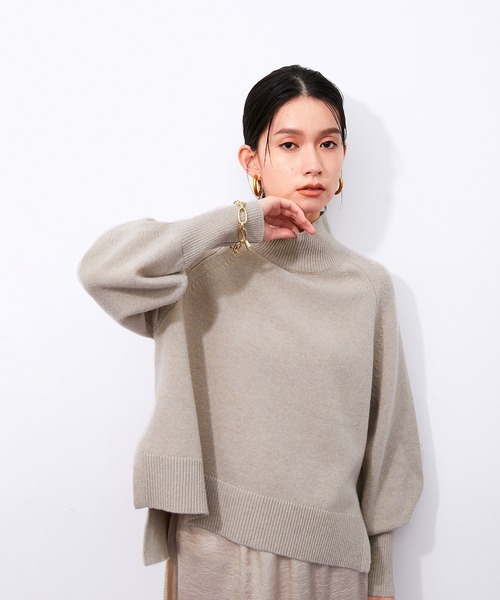 ADAM ET ROPE'（アダムエロペ）の「ウールクロップドタートルプル