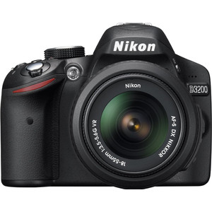 Nikon D3200 vs Nikon L820 Detailed Comparison