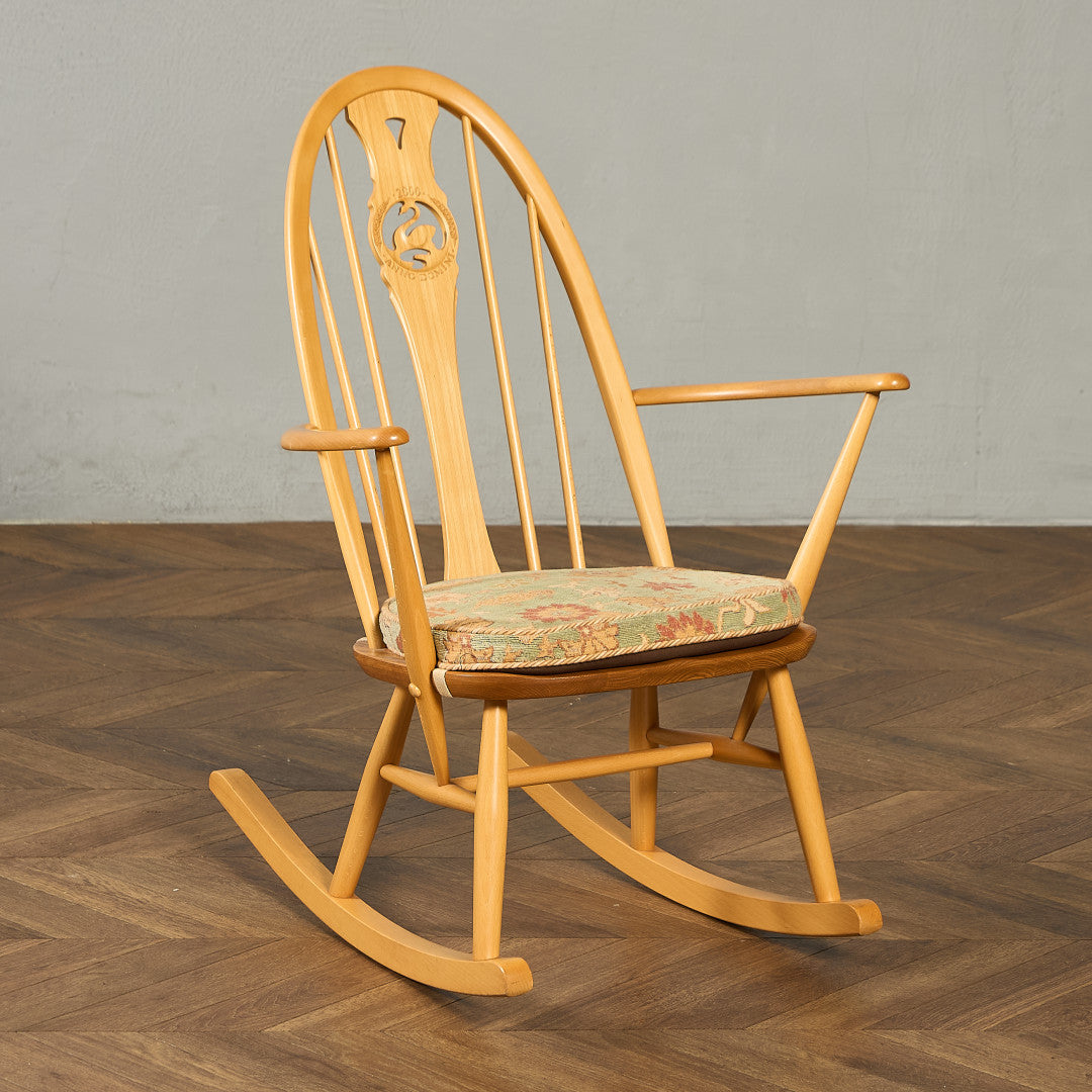 ロッキングチェア – camori ヴィンテージ家具・北欧インテリアの通販サイト