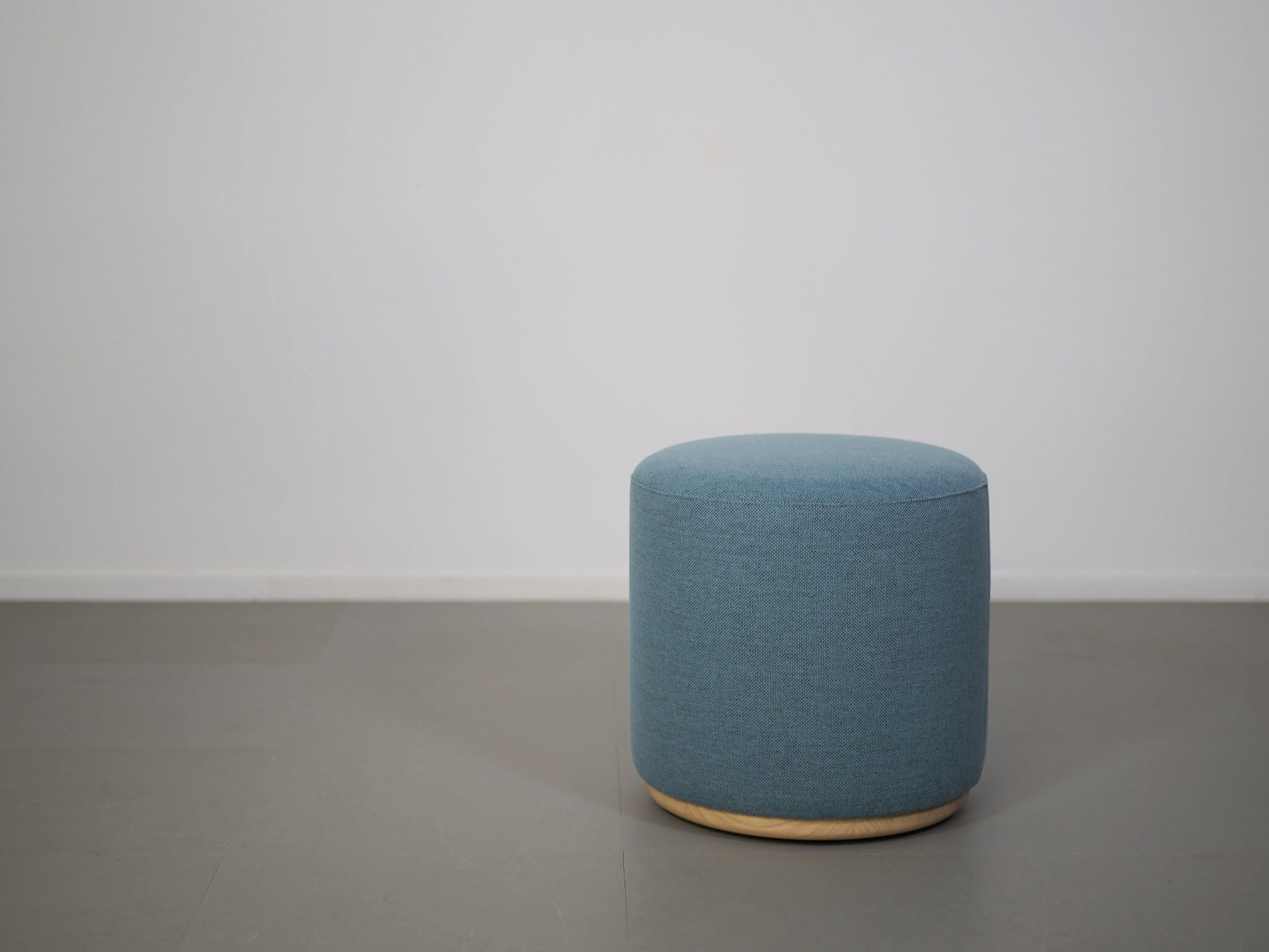 エレファント プーフ タスク スツール オットマン キャスター付