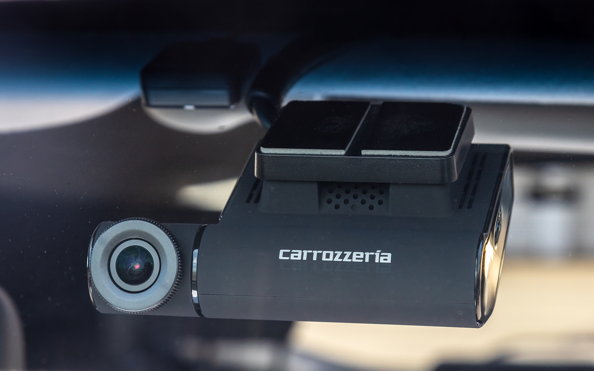 パイオニアの新ドラレコ「VREC-DZ800DC」を体験 あおり運転を検知する