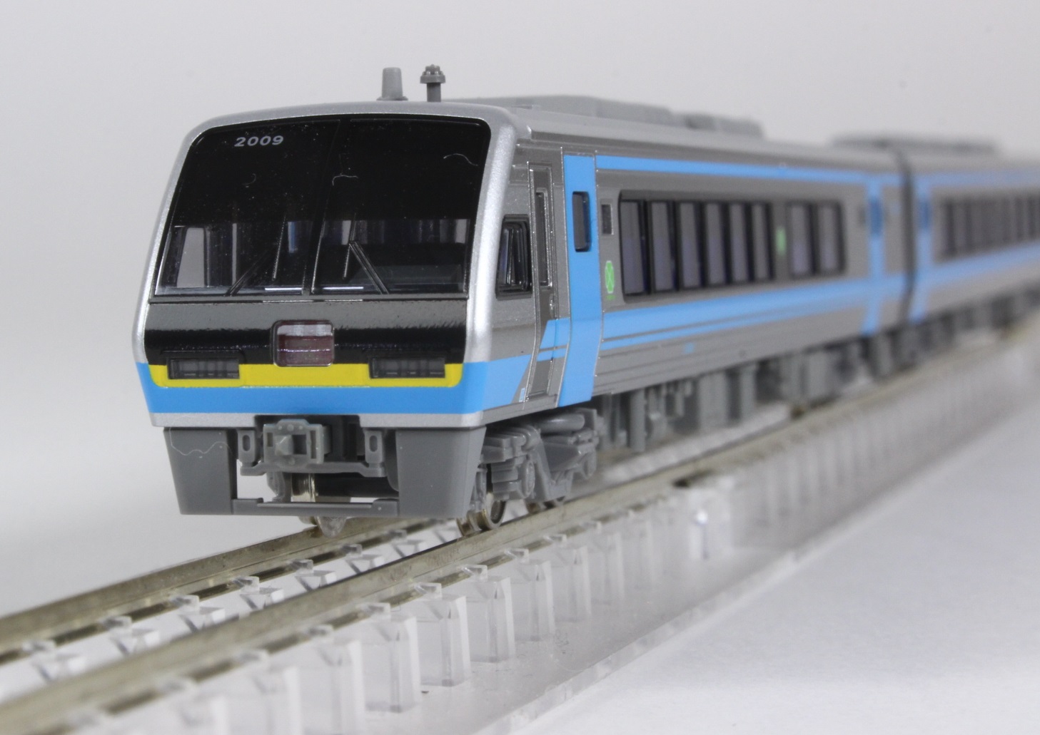 美品】KATO JR四国2000系 南風4両＋3両セット Amazon | KATO Nゲージ