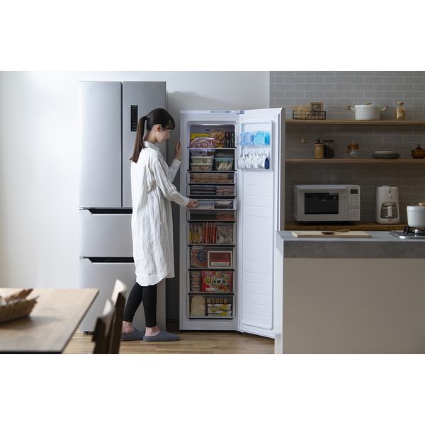 アイリスオーヤマ 冷凍庫 195L IUSN-20A-W 1台（直送品） - アスクル