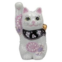 日本の伝統工芸品【九谷焼】 5.5号横座招き猫 黒盛花と蝶 (K9-1641