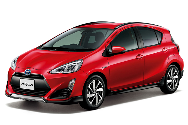 トヨタ、アクア X-URBANの特別仕様車“Solid”を発売|【業界先取り】業界