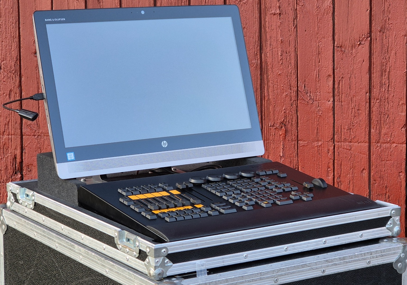 MA Lighting grandMA2 onPC Tourpack (command wing + All-in-one PC