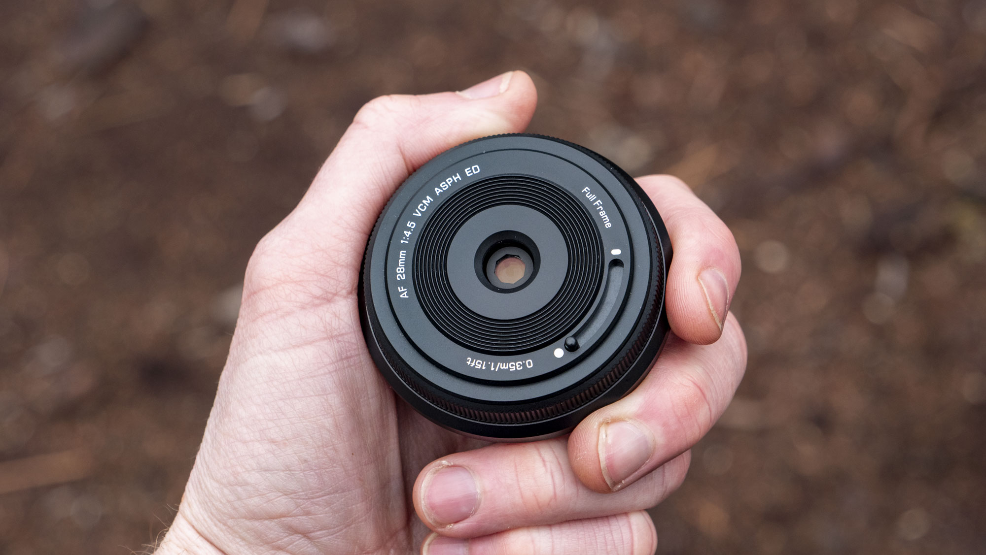 Viltrox AF 28mm f/4.5 review: tiny, cheap and packed with