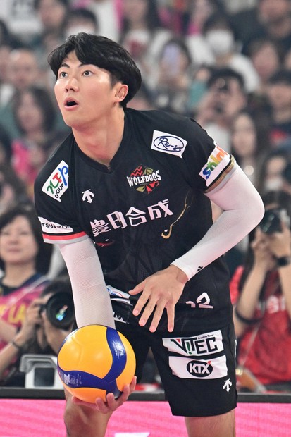 冬ごもり特選集：バレー界の「二刀流」 ウルド名古屋・水町泰杜