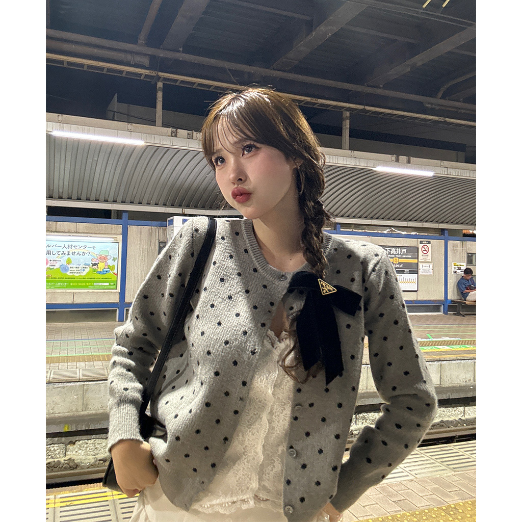 ドット柄ニットカーディガン | ファッション通販サイト NUGU