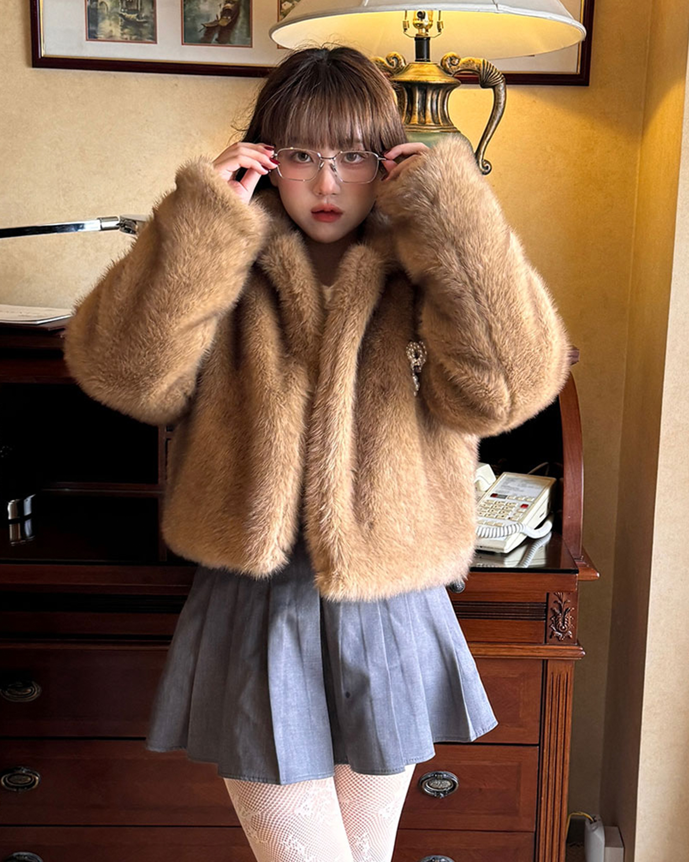 ORIGINAL)カラーファージャケット(ブローチセット) | ファッション通販