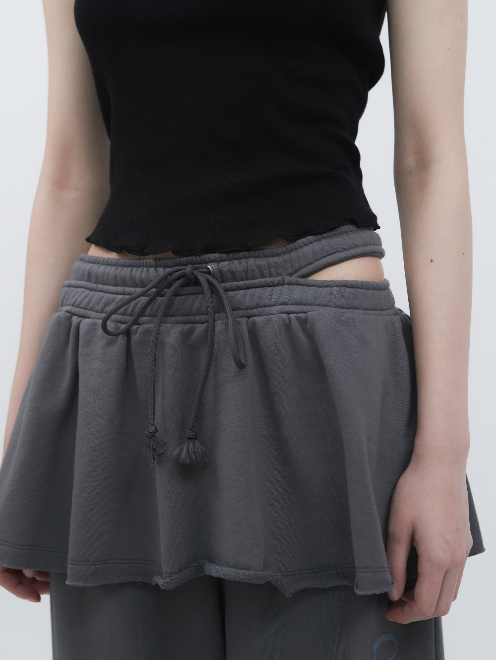 K-POPアイドル着用] DOUBLE WAIST SKIRT SWEATPANTS [CHARCOAL