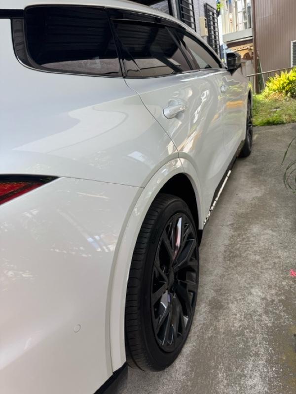 トヨタ(純正) フェンダーアーチモール(カラード) のパーツレビュー