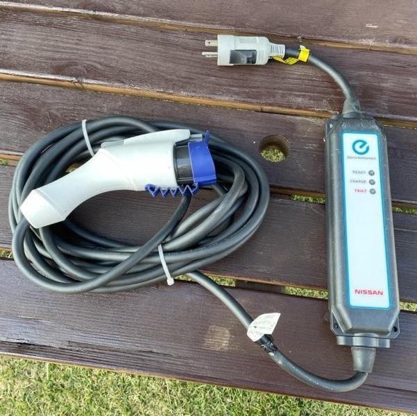 日産(純正) EV充電ケーブル 3NK5E のパーツレビュー | N-VAN e:(ゆきと