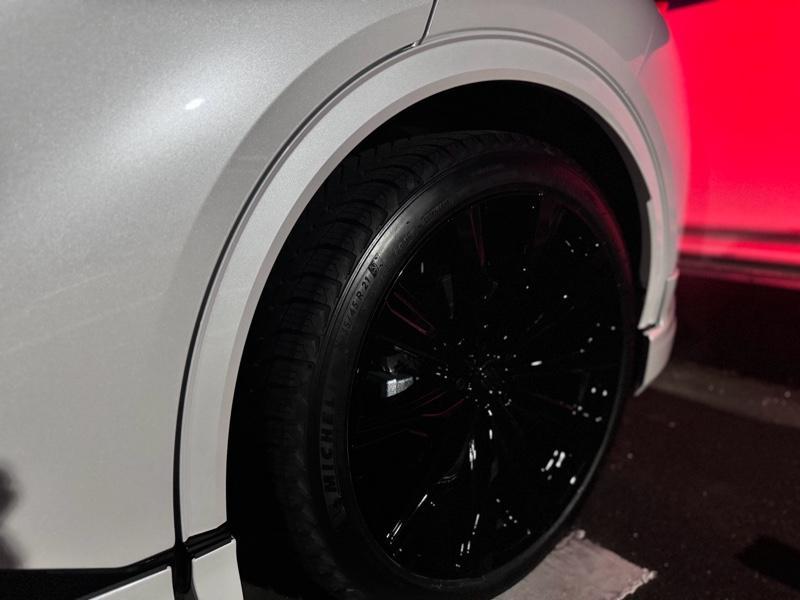 トヨタ(純正) フェンダーアーチモール(カラード) のパーツレビュー