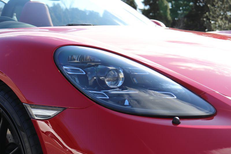 ポルシェ(純正) LEDヘッドライト、ポルシェダイナミックライトシステム