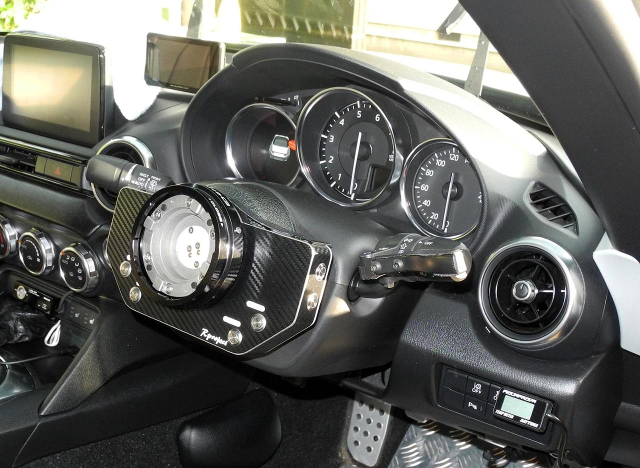 NRG クイックリリース 薄型 ステアリング SRK-400BK？ カーボン柄