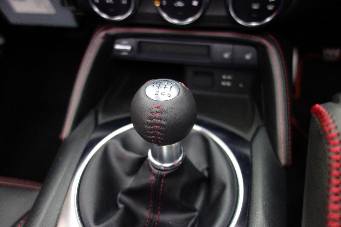 NDロードスター 純正ATシフトノブ 赤ステッチ NDロードスター 純正AT