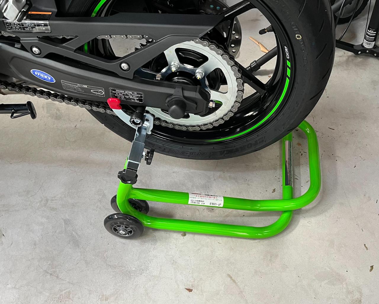 J-TRIP リアショートローラースタンド のパーツレビュー | Ninja ZX