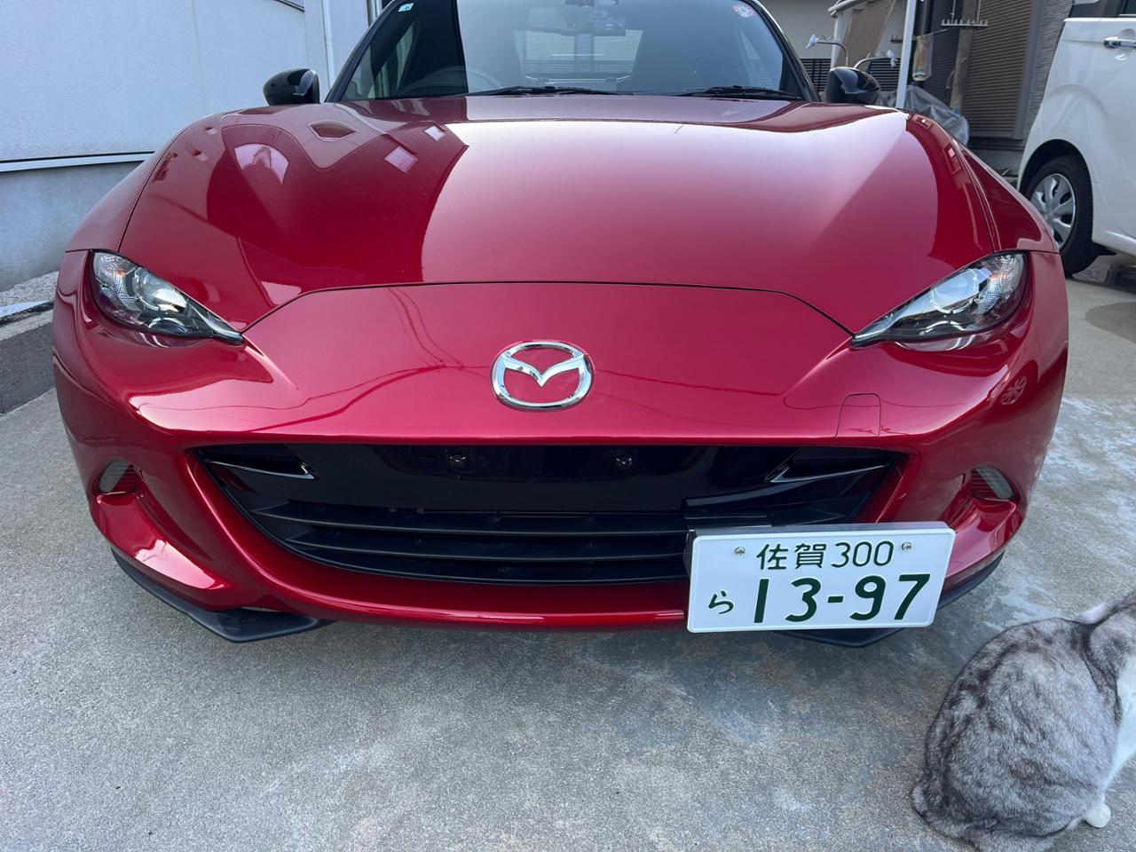 GRF NDロードスターナンバープレート オフセットステー のパーツ