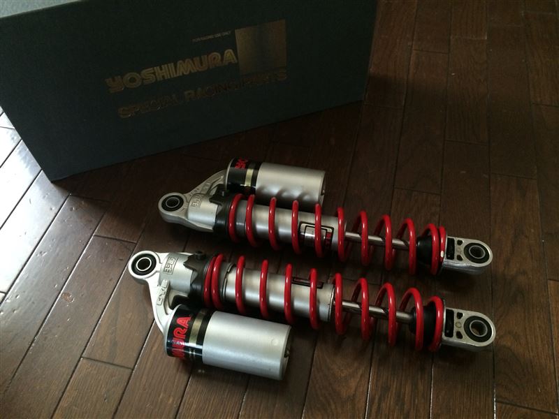 ヨシムラKYBリアショック（スズキ GSX250S KATANA (カタナ)）by 富三郎