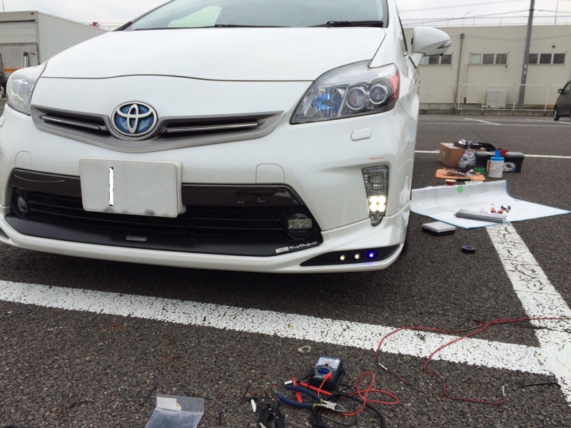 30プリウス US純正デイライトKOITO