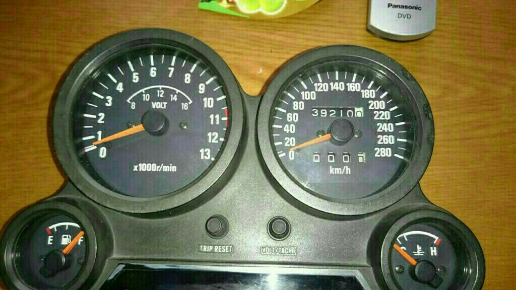 メーター交換（カワサキ GPZ900R）by テルZX!! - みんカラ