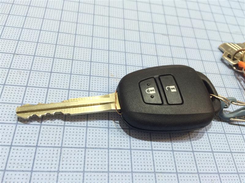 キーレスエントリーの感度（飛距離）改善（トヨタ ハイエースバン