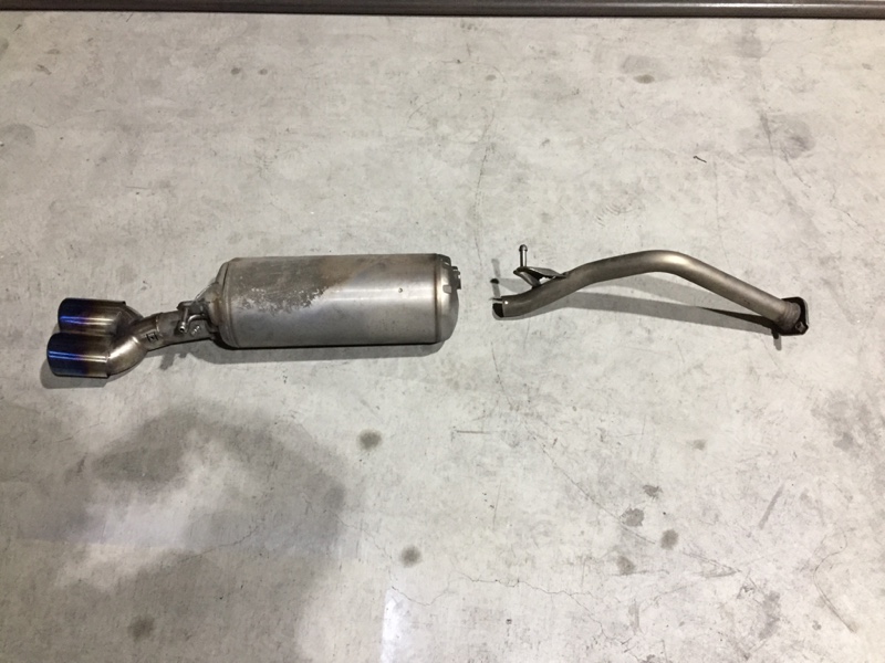 リアピース直管 製作（トヨタ プリウス・30系）by たっくン - みんカラ