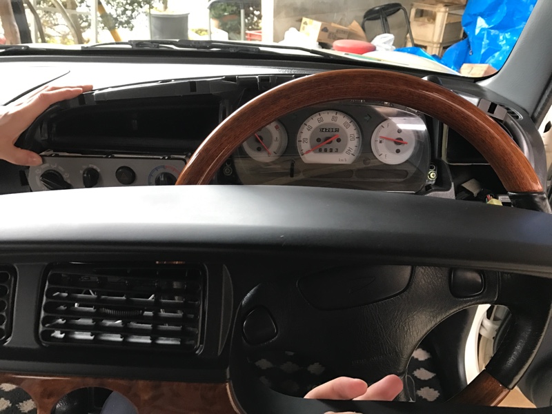 タコ付きメーターに交換（ダイハツ ミラジーノ・L700/710系）by なべじ