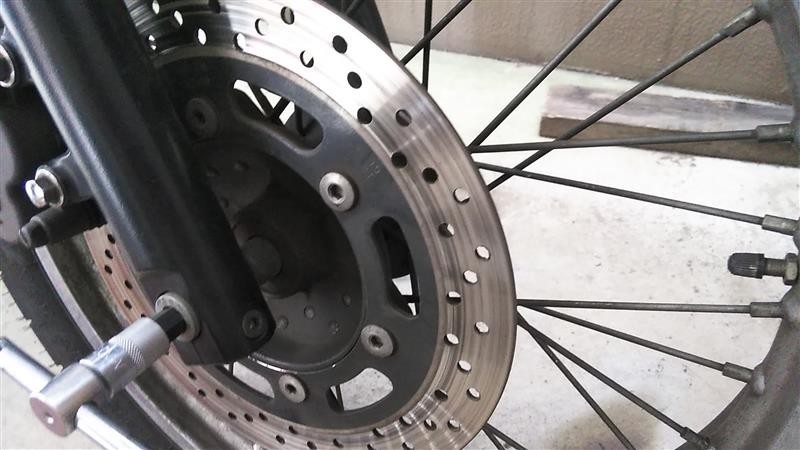 ブレーキディスクローター交換（カワサキ 250TR）by ジャンクガレージ