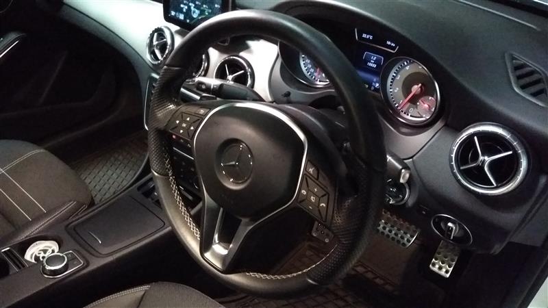 ステアリングコラムモジュール リコール対応（メルセデス・ベンツ CLA