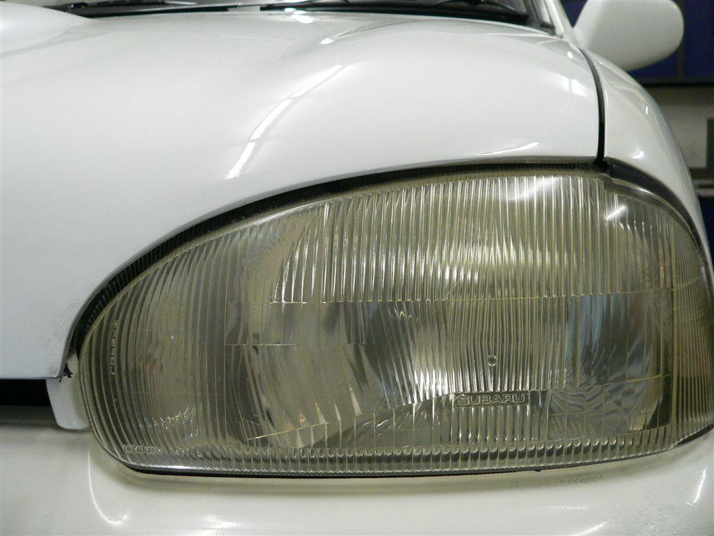 ヴィヴィオのヘッドライト塗装、改造 1/4（スバル ヴィヴィオ・KK/KY